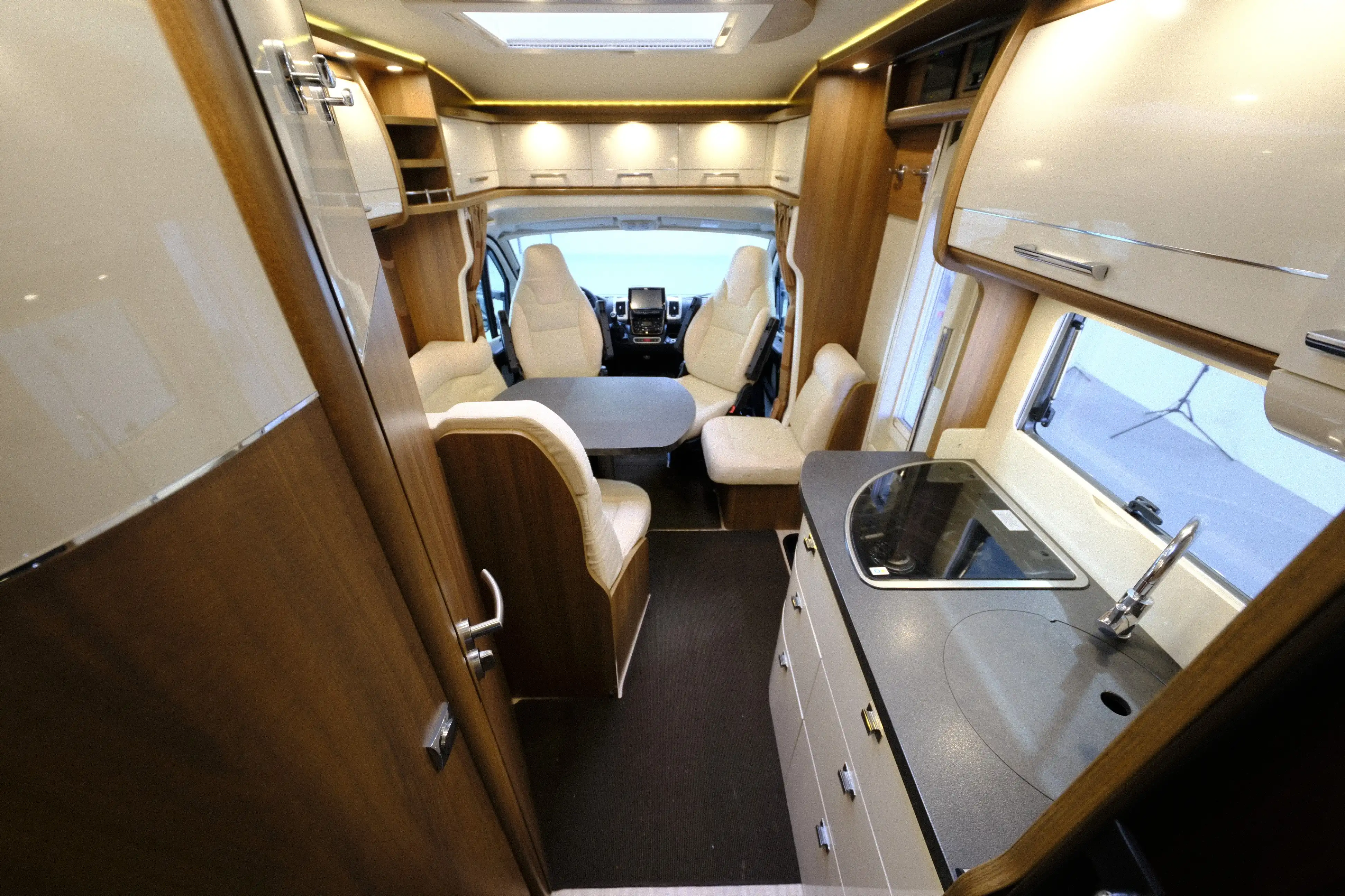 CARTHAGO C-Tourer 143 LE